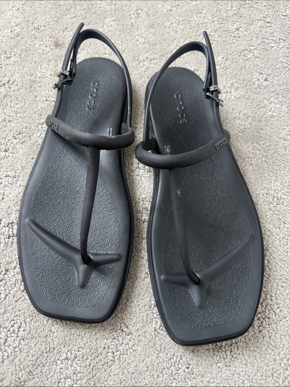 CROCS Women's Black T-Strap Slingback Sandals